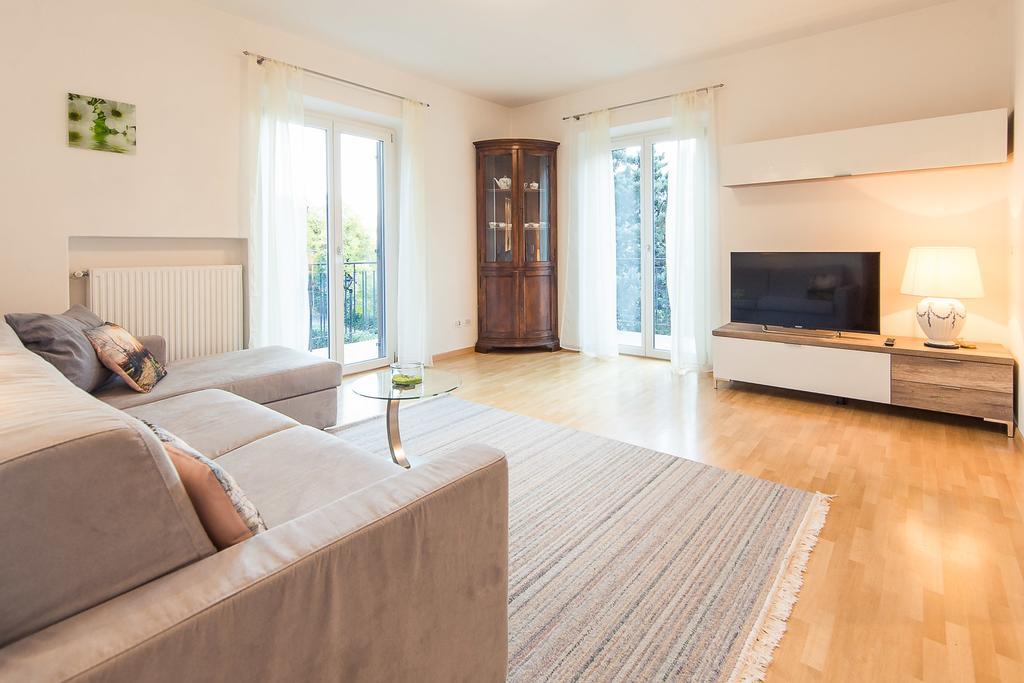 Haus Dorfblick Appartement Caldaro Buitenkant foto